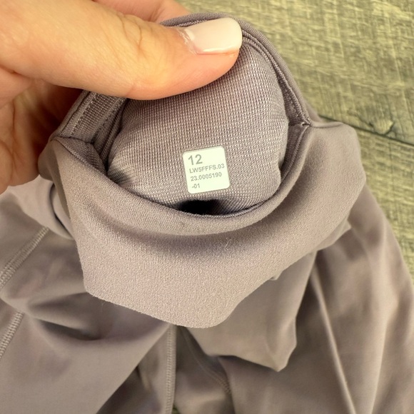 Lululemon Align Leggings - Picture 2 of 5